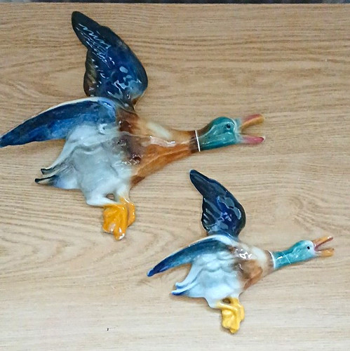 Vintage ceramic flying - vintage, duck