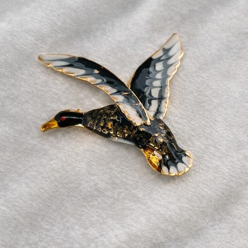 Flying duck brooch vintage - duck,