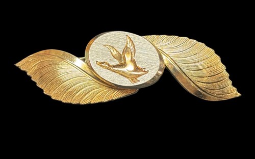 Vintage flying duck - flying,